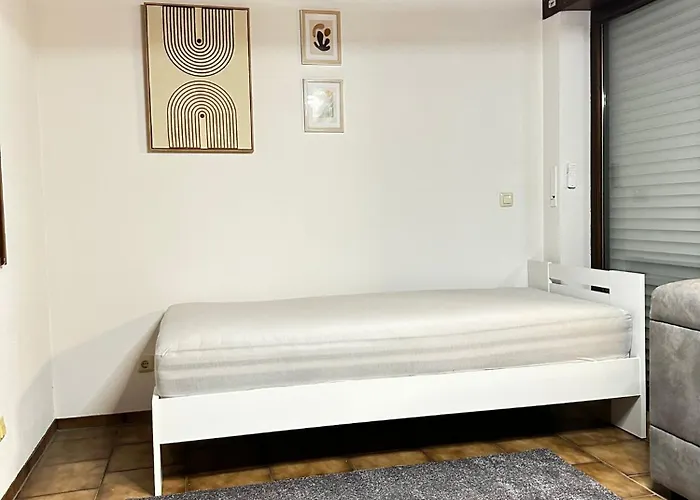 Moderner In Lejlighed Mönchengladbach